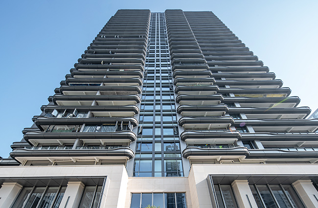 光(guāng)彩國(guó)際