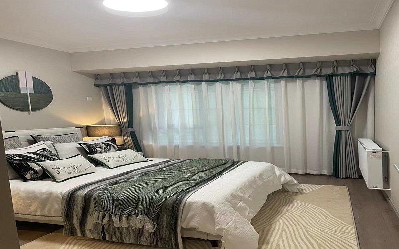 楚天都(dōu)市(shì)·半城(chéng)伴山(shān)