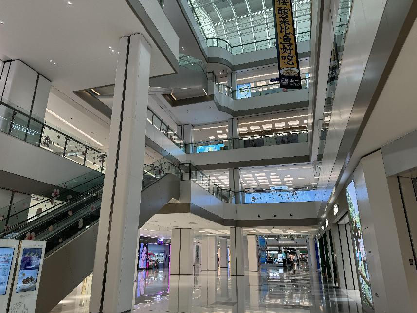 武漢中商鵬程銷品茂裝飾裝修改造工(gōng)程3