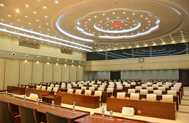 湖(hú)北(běi)省人(rén)大(dà)